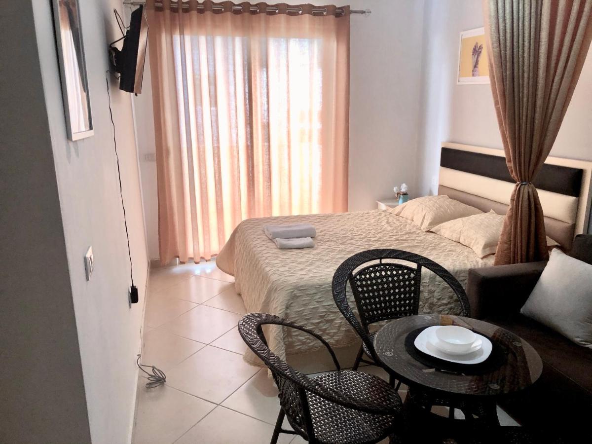Apartamenti: Silk, Shëngjin Kültér fotó